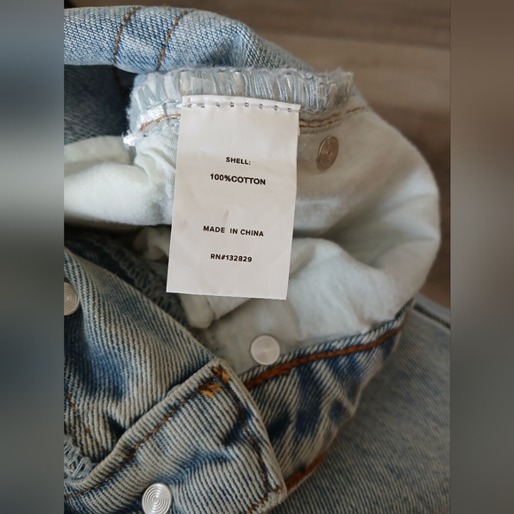 Superdown Marilyn Jean in blue, Size 26 - Picture 6 of 6